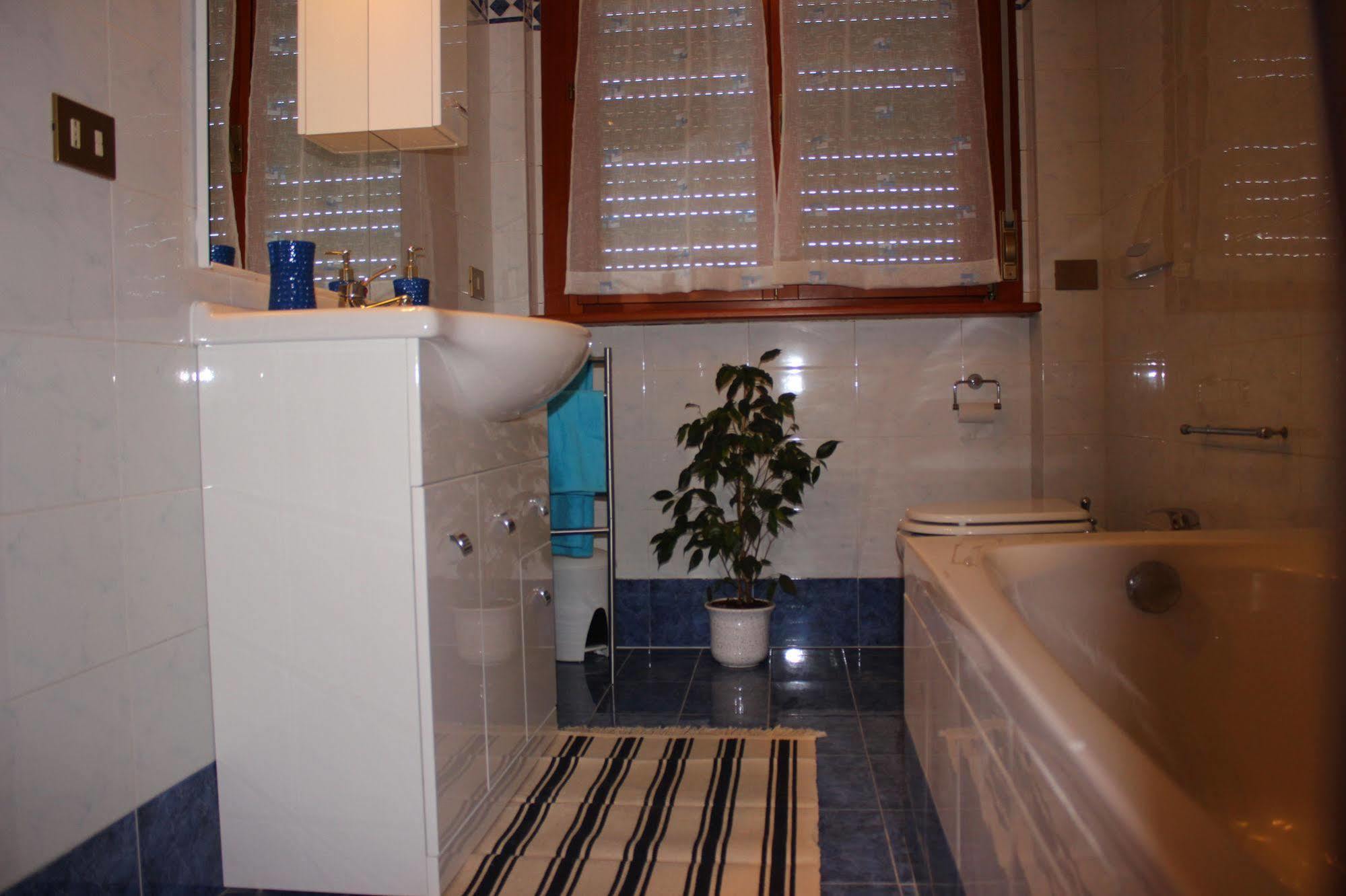 Simply Rome Apartment Ciampino Luaran gambar